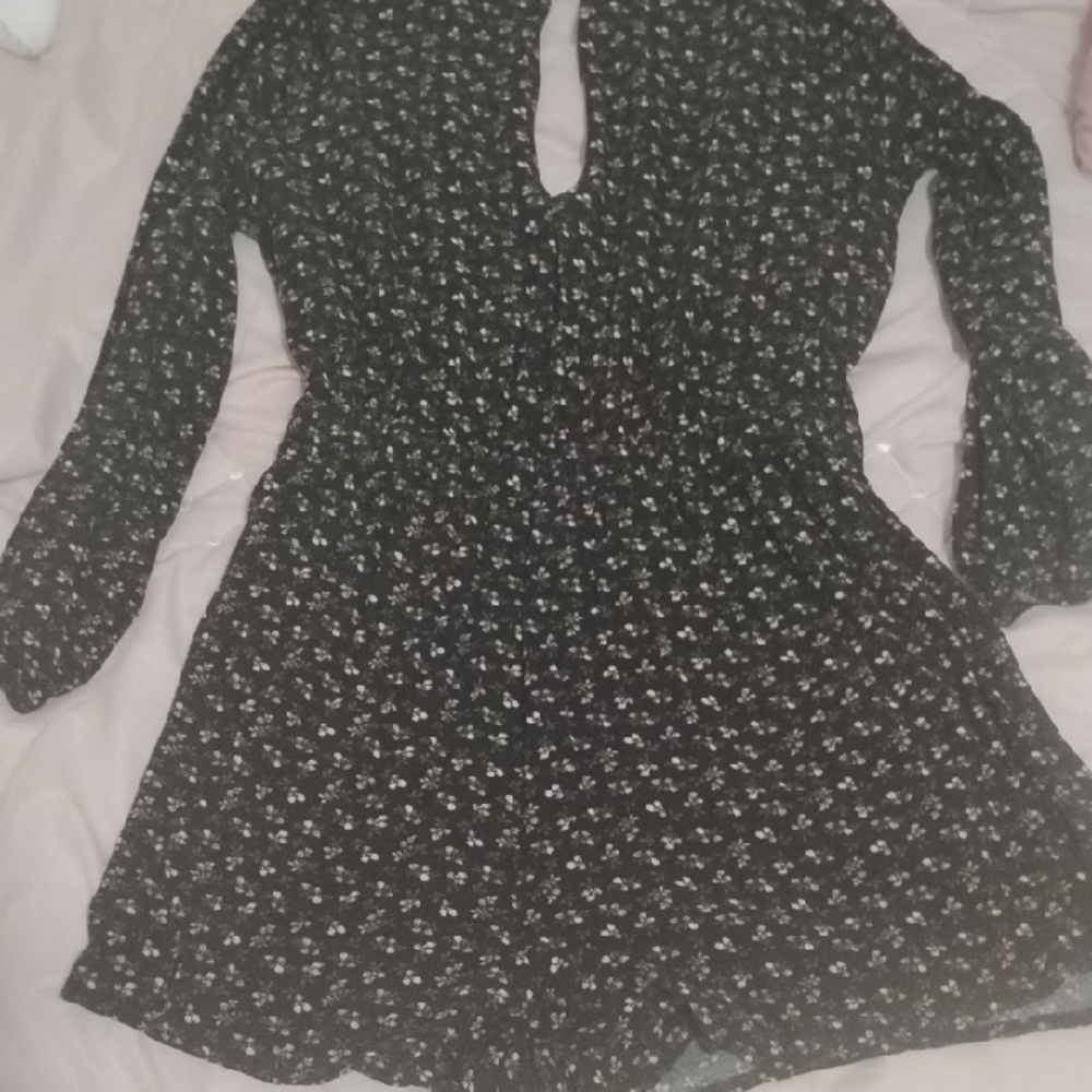 American Eagle Outfitters Black Floral Romper